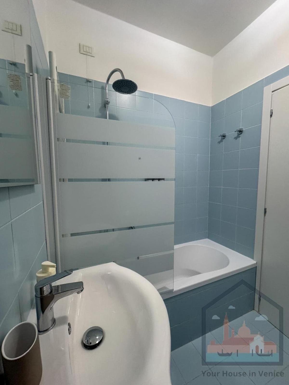 Apartment Accademia With Gym In Center *
