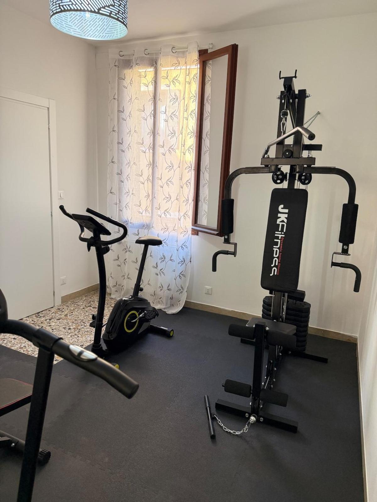 Accademia With Gym In Center *